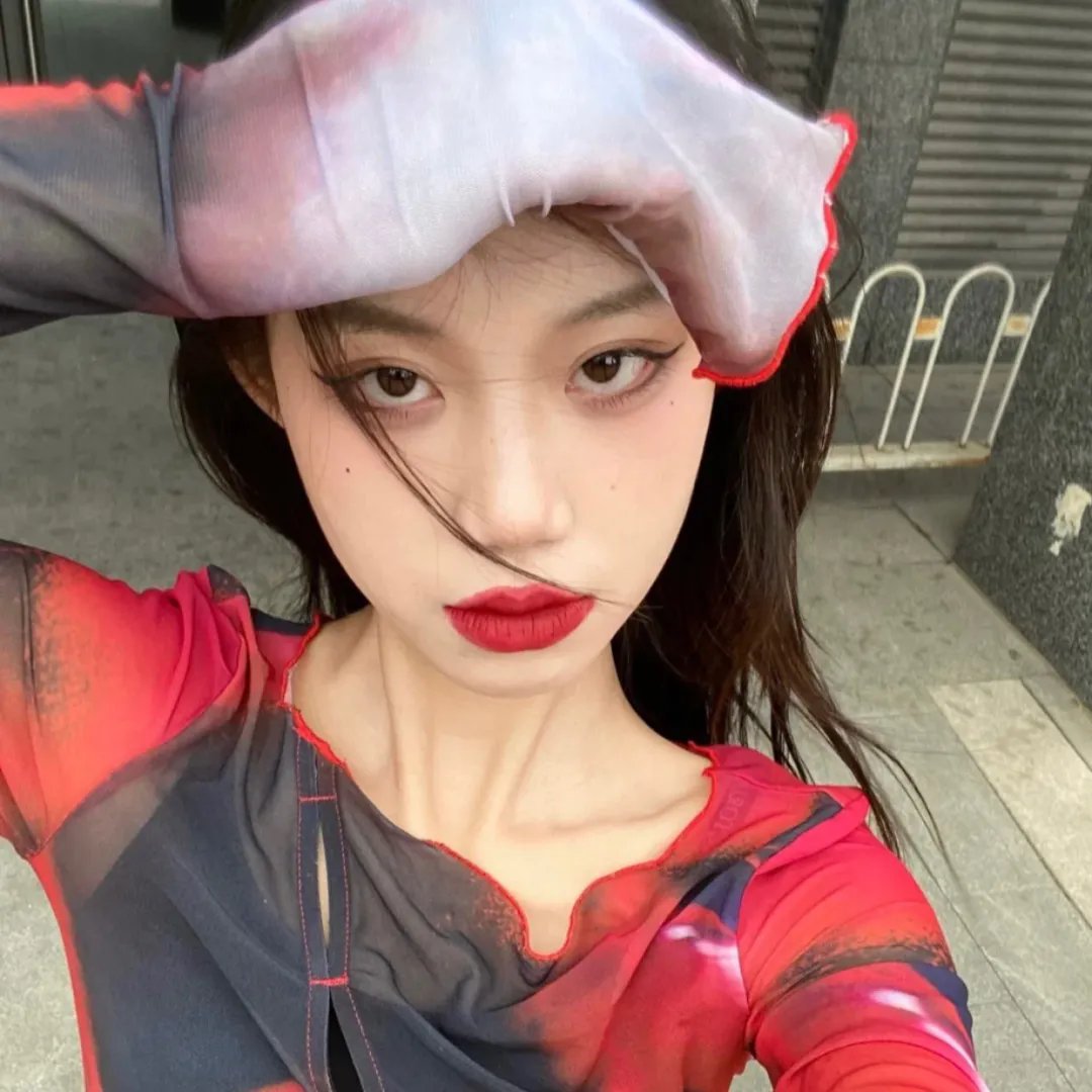 亚曼达厌世系
